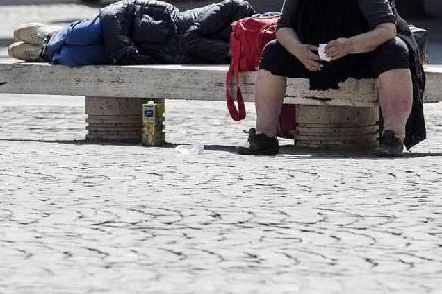 Una casa per chi non ha casa: il grande cuore di Napoli per 40 senzatetto