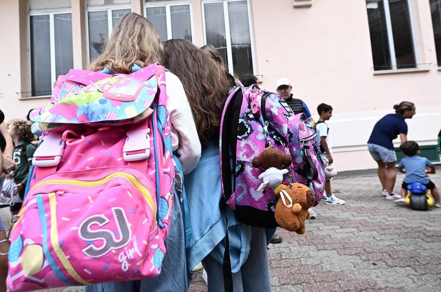 Scuola, il bisturi dietro l’angolo