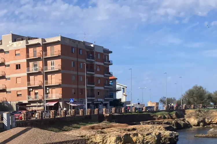 Lungomare A Porto Torres (foto Pala)