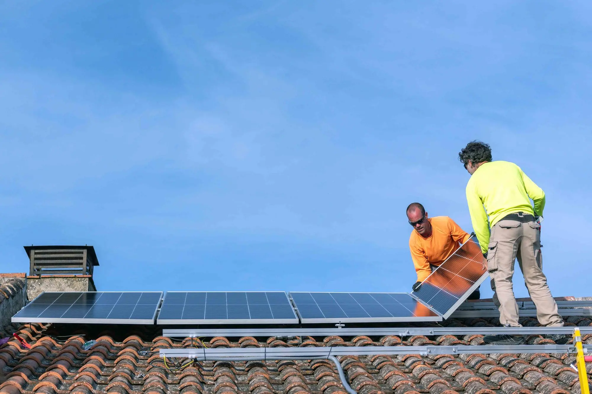 The installation of solar panels represents a very significant energy saving