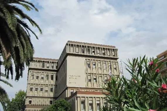 Il palazzo della provincia di Oristano (Corrias)