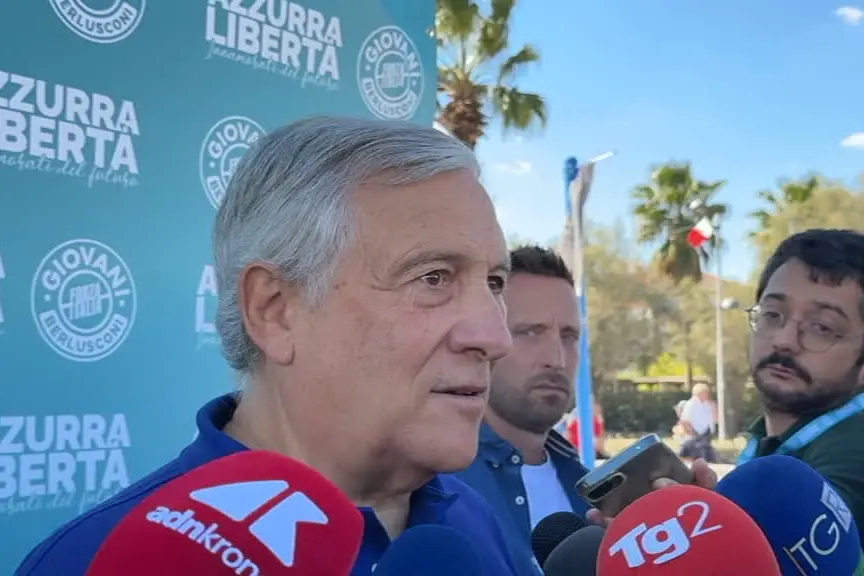 Tajani: da giovani FI idee su manovra che presenteremo a alleati