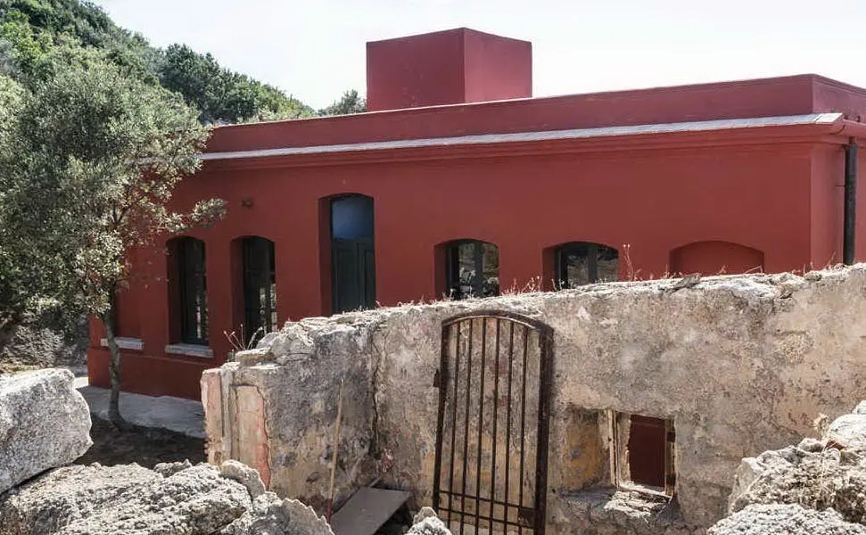 In tutta Italia mille siti culturali aperti dal Fai, tra questi anche 5 bellezze sarde (nella foto la Batteria Militare Talmone di Palau)