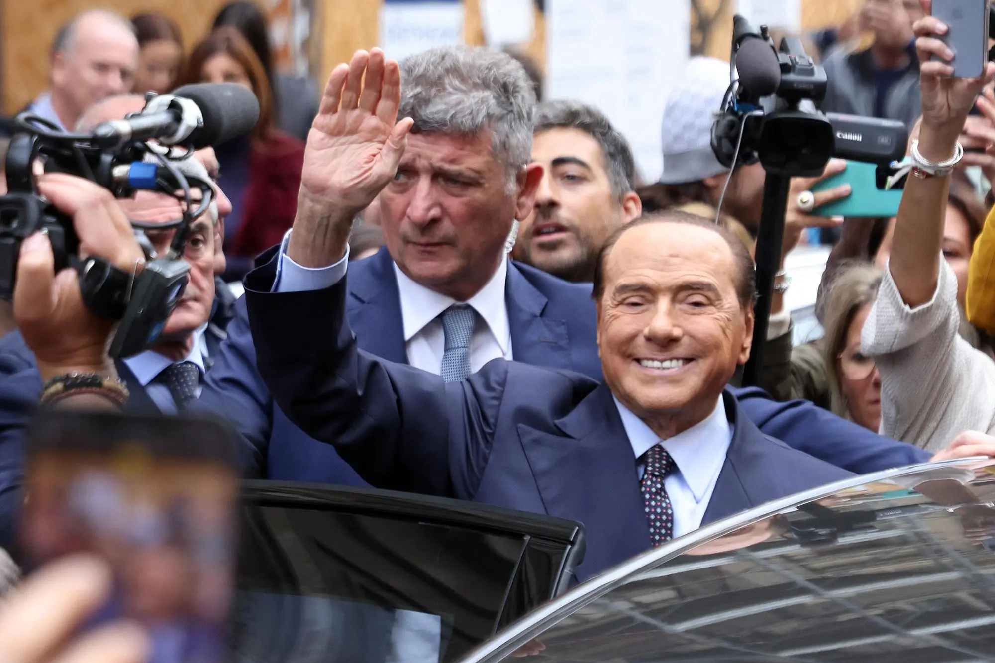Former Italian Prime Minister and leader of Italian party Â?Forza ItaliaÂ? (FI), Silvio Berlusconi, during voting operations in the Italian general election at a polling station in Milan, Italy, 25 September 2022. ANSA/MATTEO BAZZI