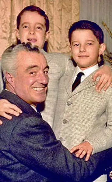 È figlio del regista Vittorio (foto instagram)