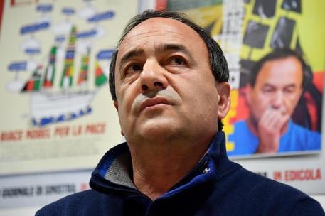 “Lucano, condanna eccessiva: ‘Voleva solo aiutare i migranti’”