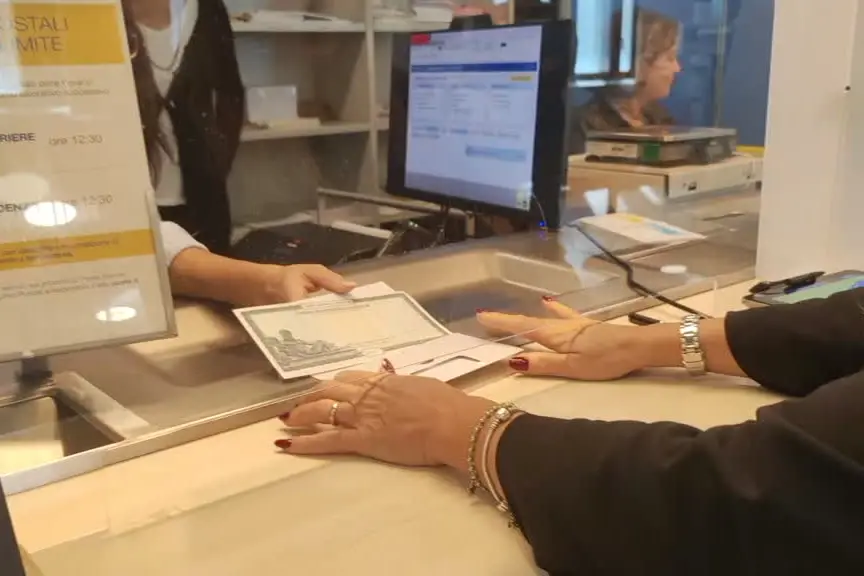 Risparmio postale: Buono fruttifero minori rende 5% annuo lordo