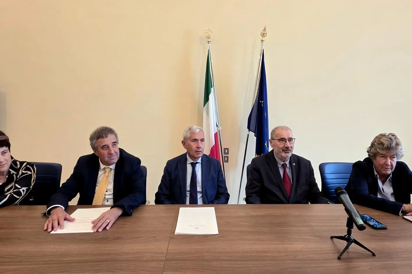La Commissione di inchiesta in prefettura