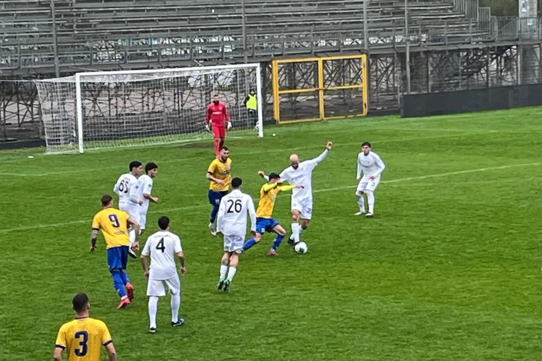 Congiu e Mameli in azione in Olbia-Albalonga (foto Ilenia Giagnoni)