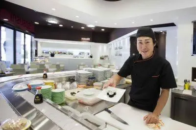 Lo chef del ristorante giapponese Sosushi - foto di elisabetta messina
