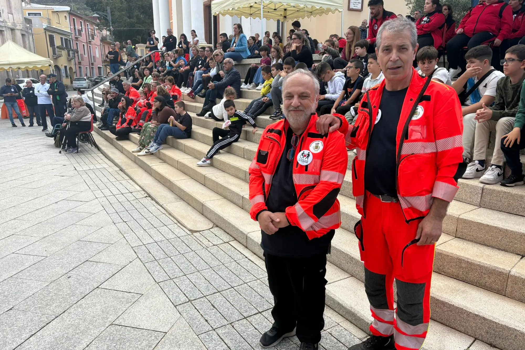 A destra il presidente dell'associazione volontari San Pietro Marcello Ladu con il socio Fabio Angius (foto Pillonca)