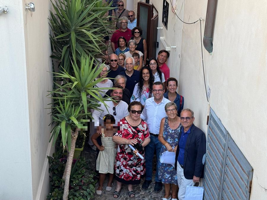Alghero, due residenti premiati per il loro impegno civico