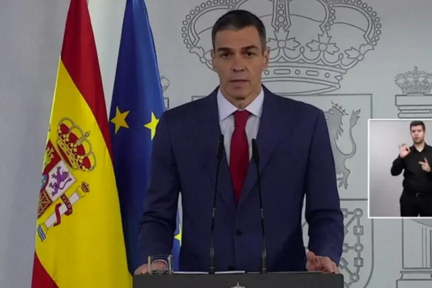 Iran, Sanchez: "No alla guerra" e "no crollo diritto internazionale"