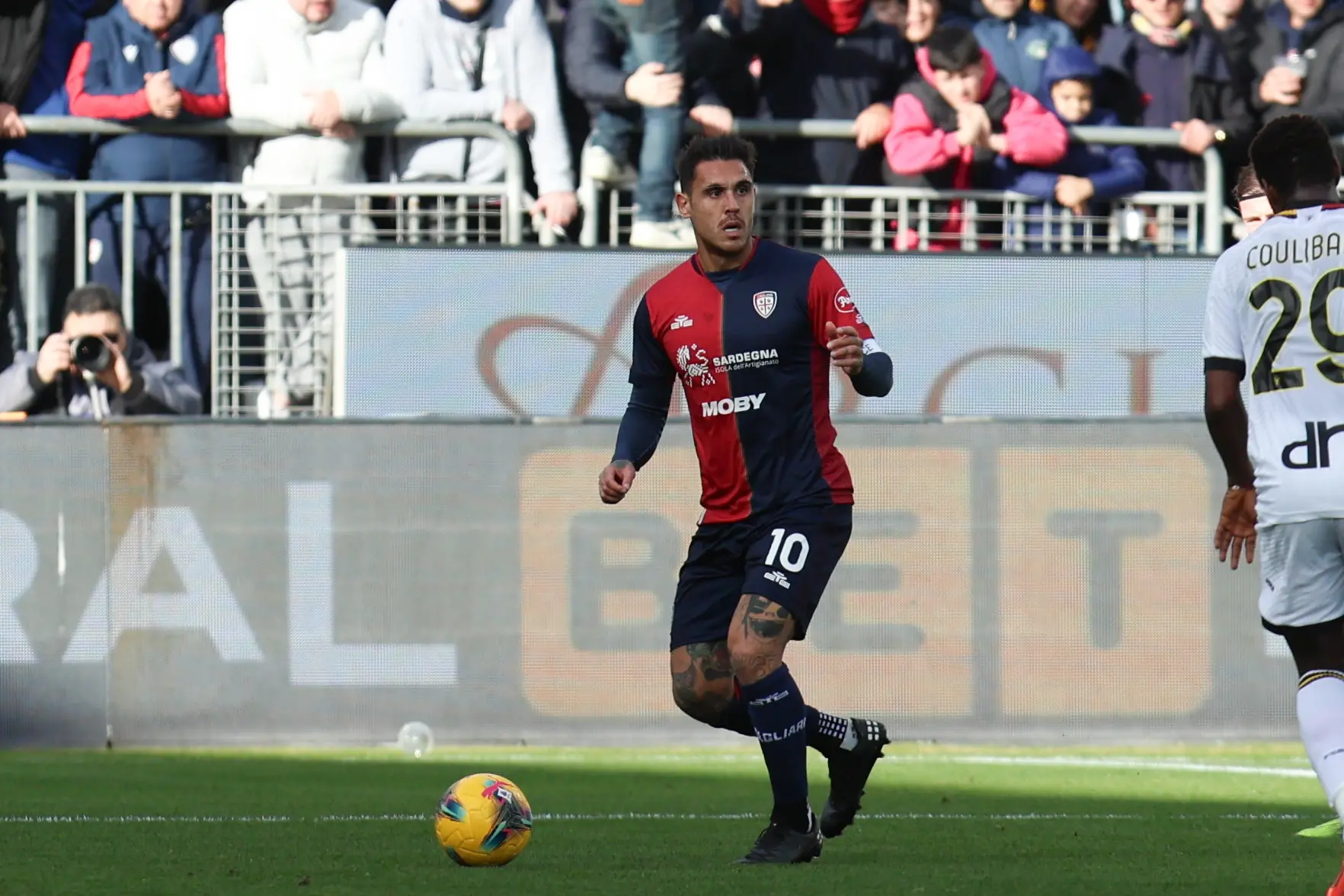 Nicolas Viola, trequartista del Cagliari (foto Fabio Murru)
