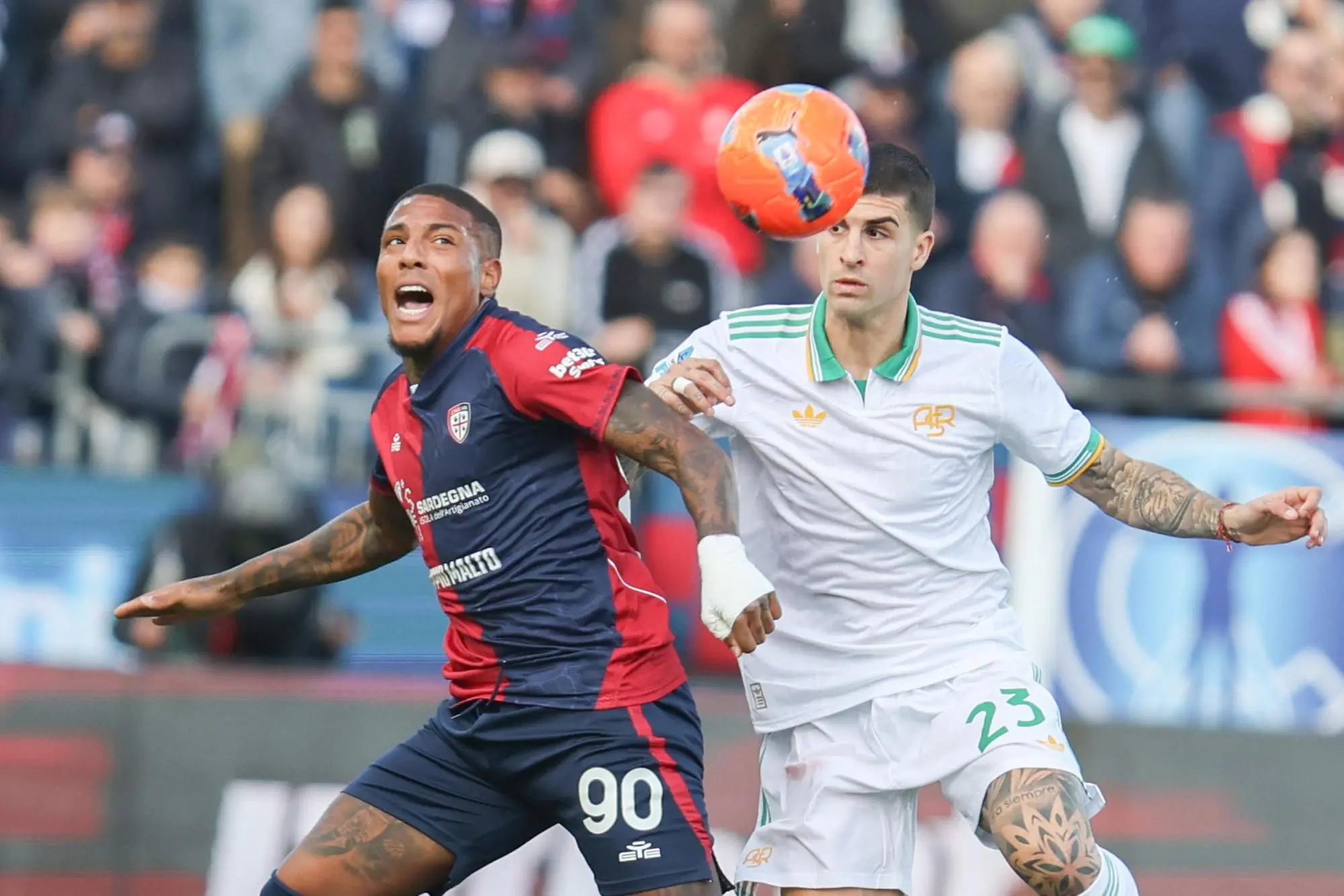 Folorunsho e Soulè in azione (Ansa)