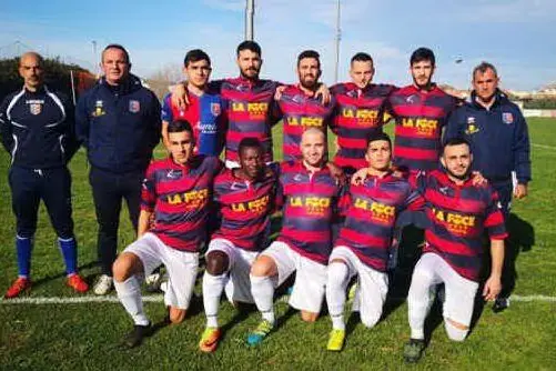 Una formazione del Valledoria calcio di questa stagione (foto L'Unione Sarda - Tellini)