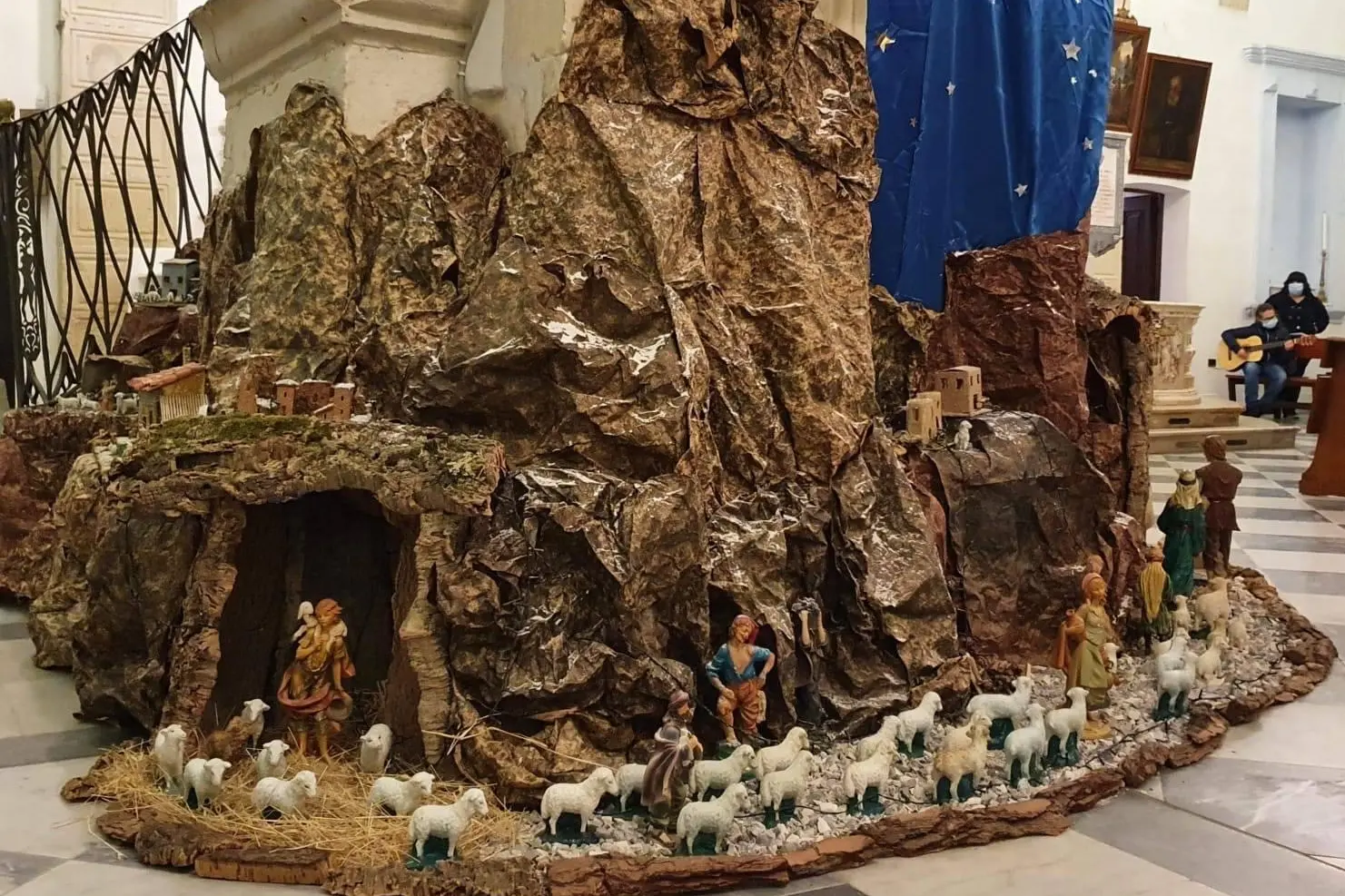 Un presepe realizzato tempo fa nella chiesa di Santa Sofia (foto del Comune)