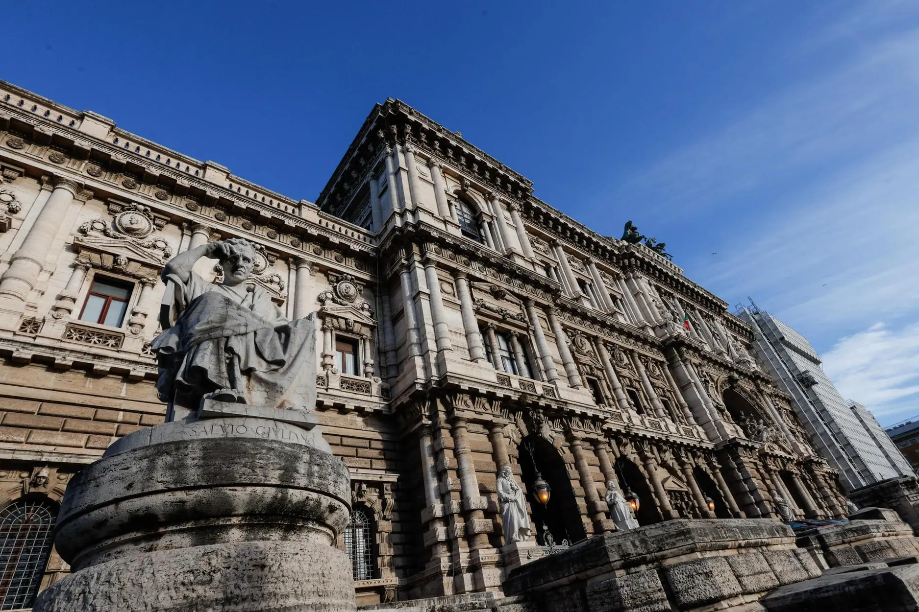 Veduta esterna del palazzo della Corte Suprema di Cassazione (archivio L'Unione Sarda)