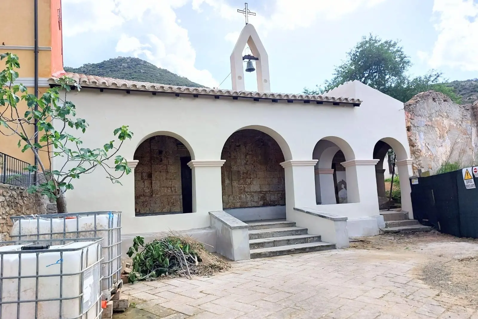 La chiesa di Santa Barbara (foto Murgana)
