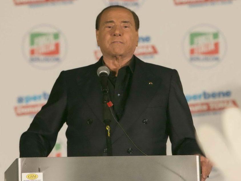 Salvini: &quot;Pd-M5S? Zero possibilità. E non lascio Berlusconi&quot;