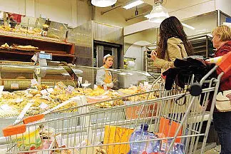 Spesa al supermercato (Immagine simbolo)
