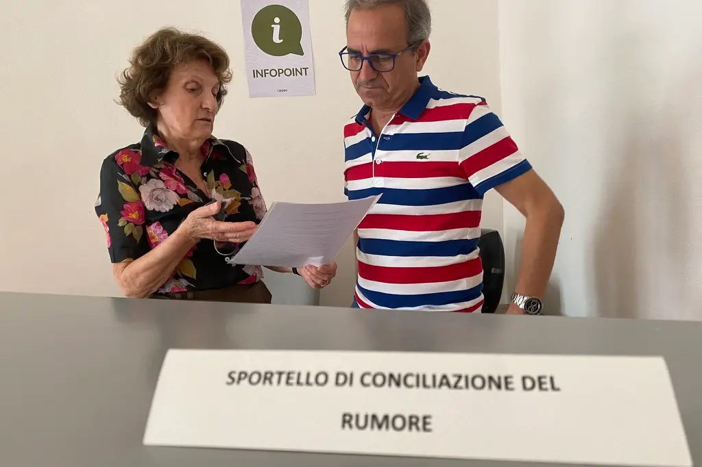 I volontari dello Sportello di conciliazione del rumore (foto Fiori)