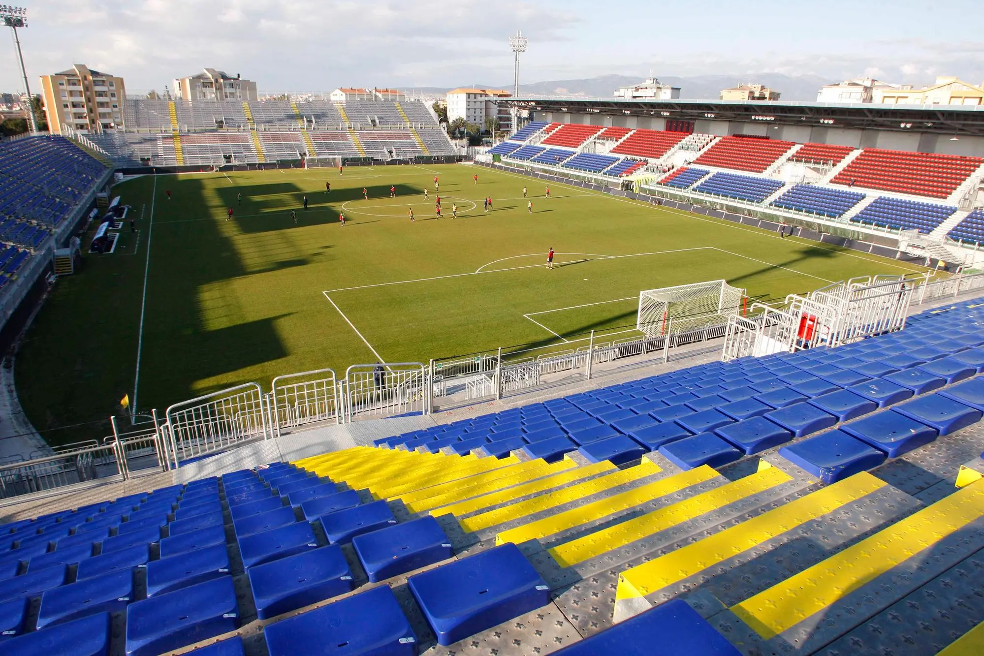 Lo stadio Is Arenas