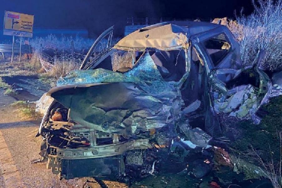 Tragedia al bivio per Ardara: auto contro un furgone, morto un 42enne