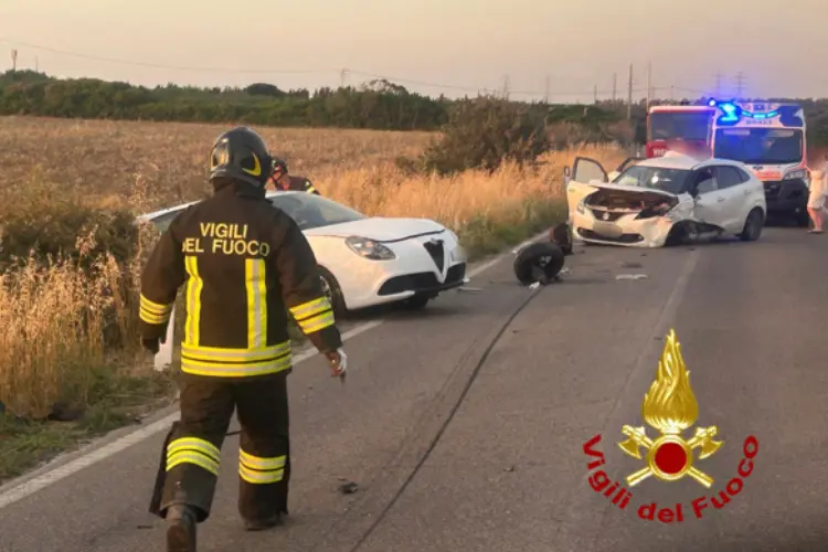 L'incidente a Stintino (foto vigili del fuoco)