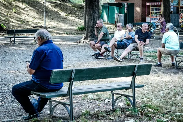 Refrigerio al parco (Ansa)