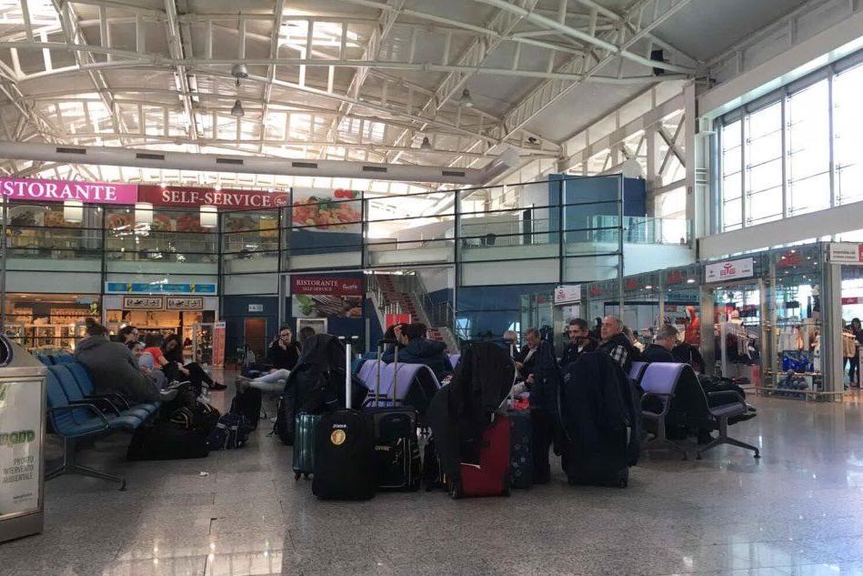 Aerei, sciopero nazionale dell'Enav: voli cancellati a Cagliari