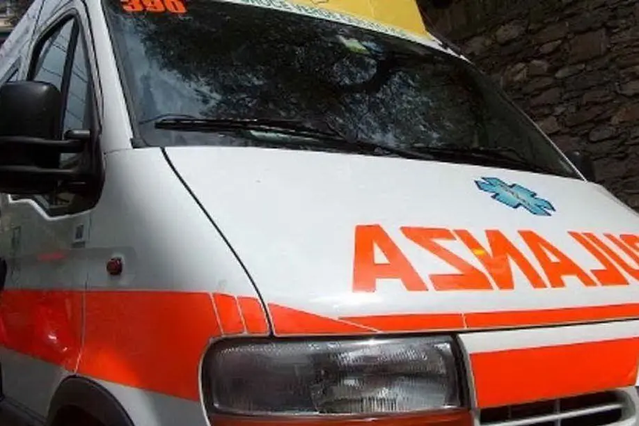 Un'ambulanza