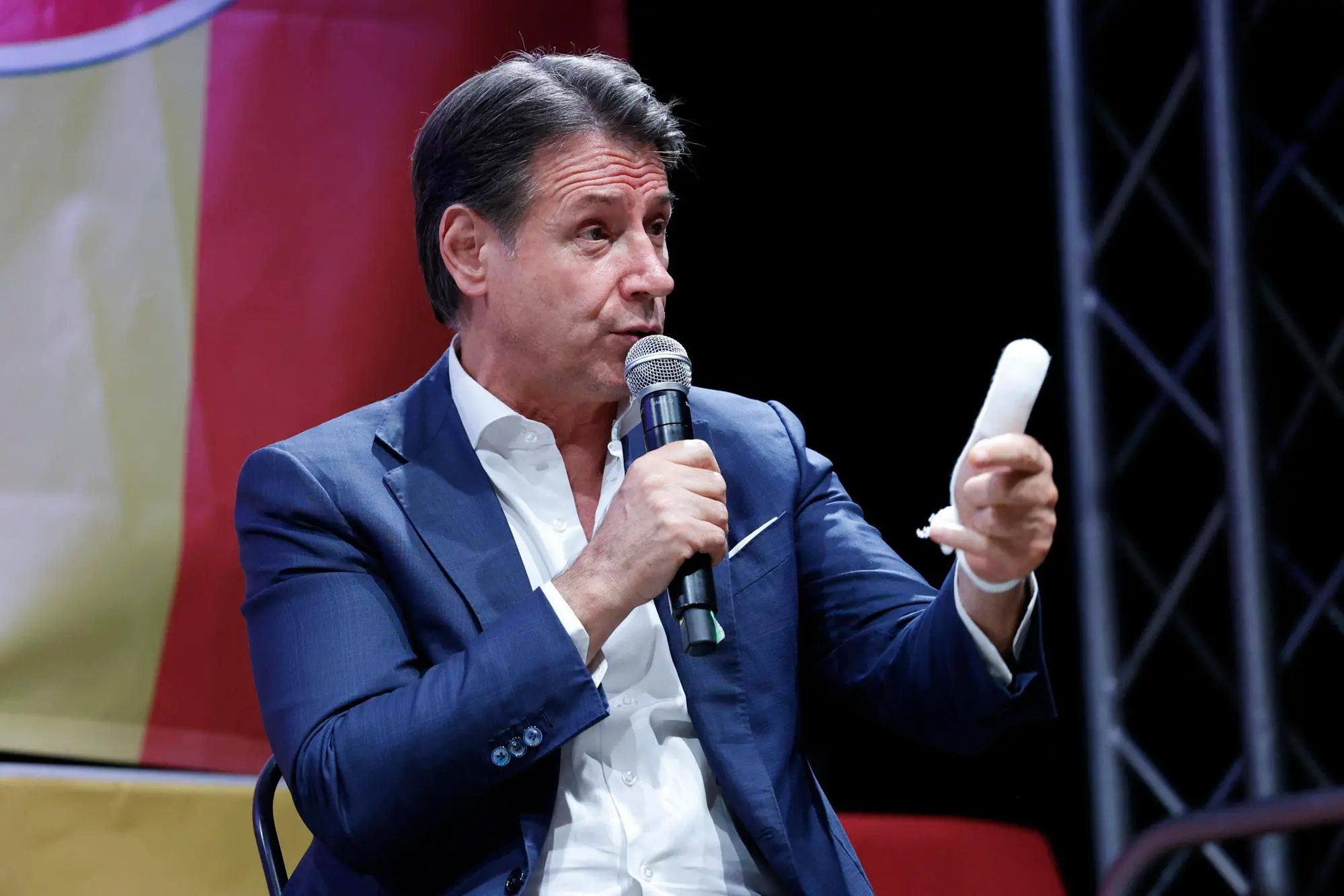 Il leader del Movimento 5 Stelle Giuseppe Conte (Ansa)
