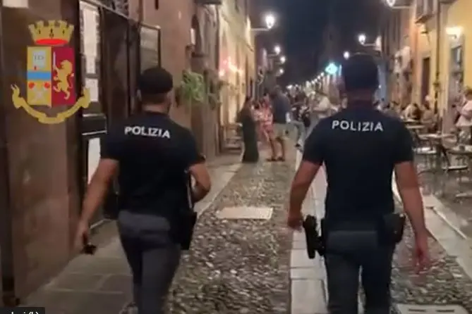 (Questura di Nuoro)