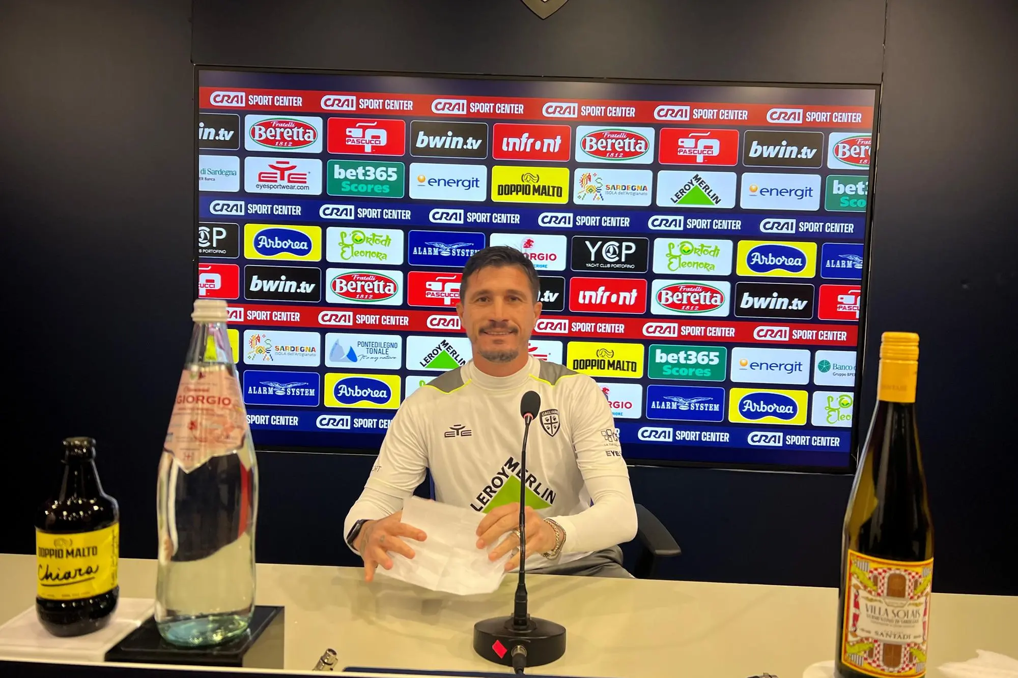 Pisacane in conferenza stampa (foto Gaggini)