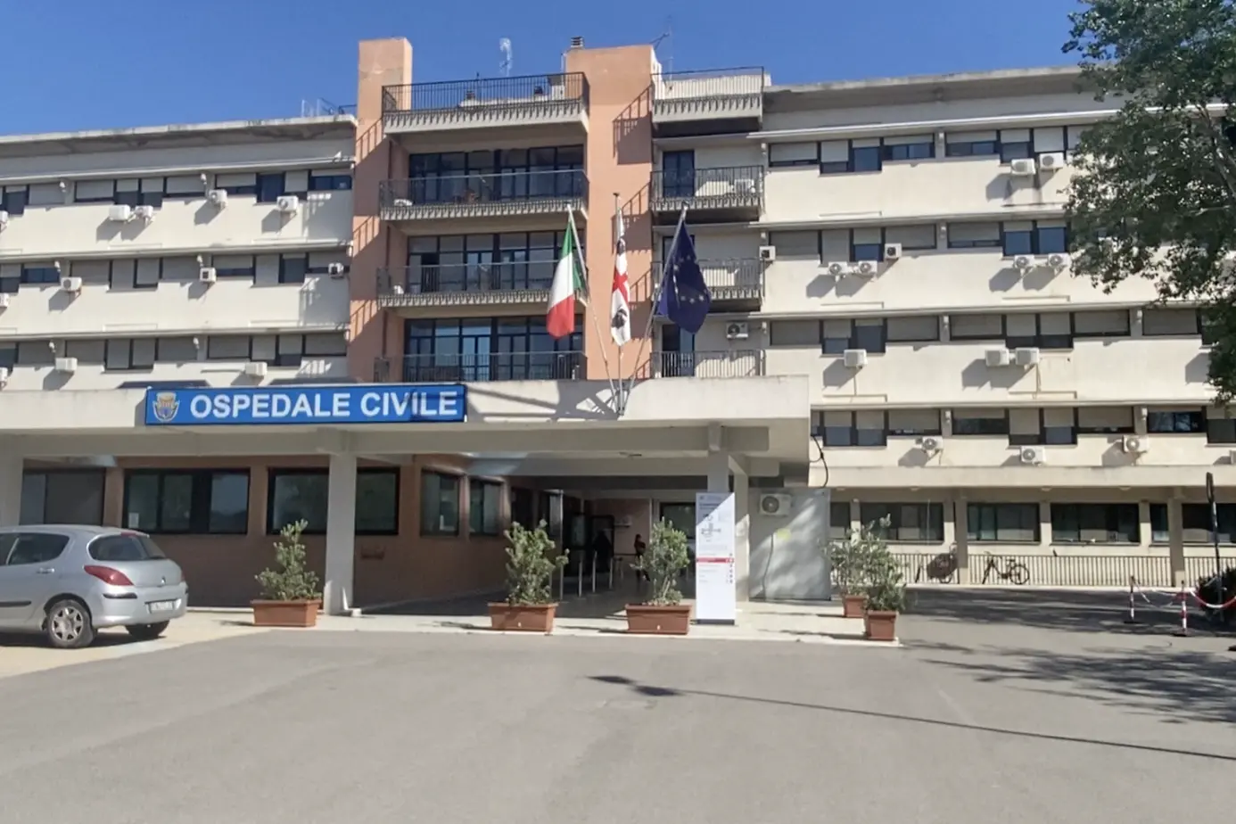 L'ospedale civile di Alghero (archivio L'Unione Sarda)