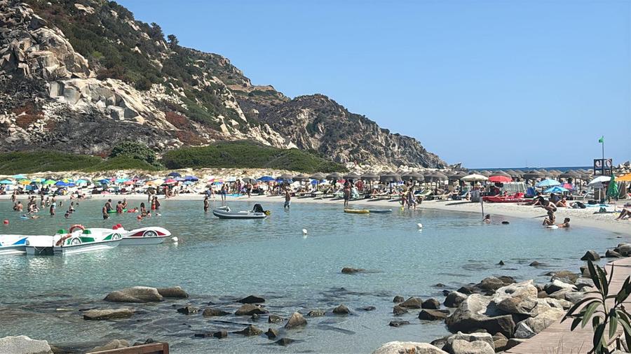 L’Isola fa il pieno di prenotazioni: «Meta sicura per italiani e stranieri»