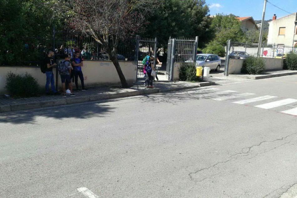 Bus, disagi e proteste: 14enne lasciato a terra ad Ales