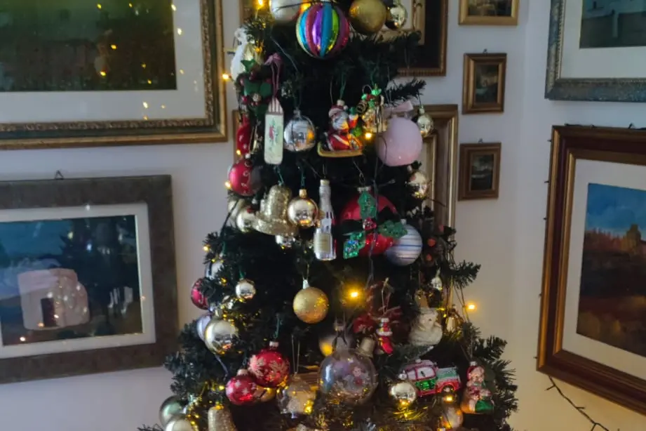 Auguri a tutti per un sereno Natale, famiglia Antilici Lodde da Sassari