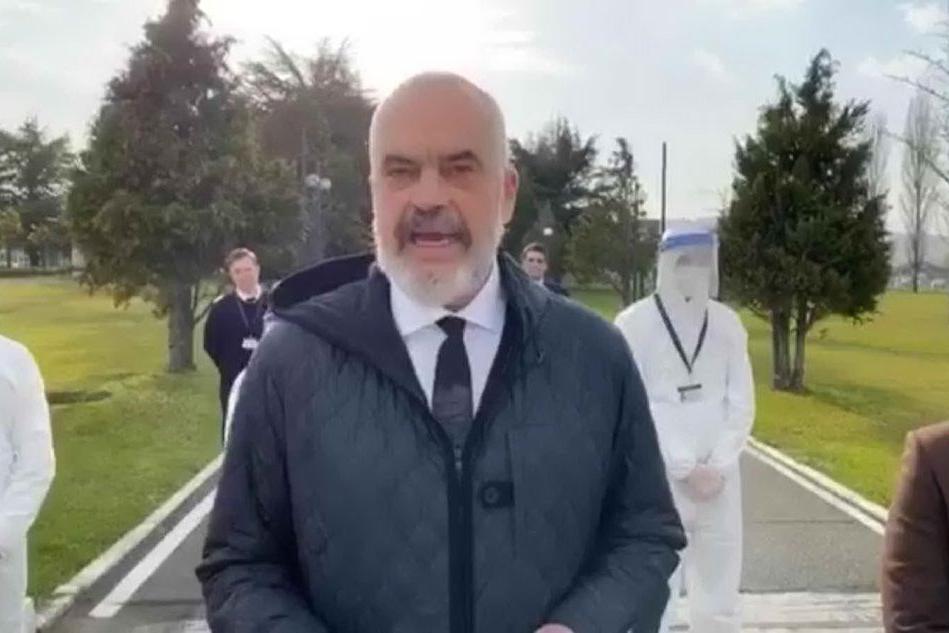 Il premier albanese: &quot;Non siamo ricchi ma abbiamo memoria, ecco perché aiuteremo l'Italia&quot;