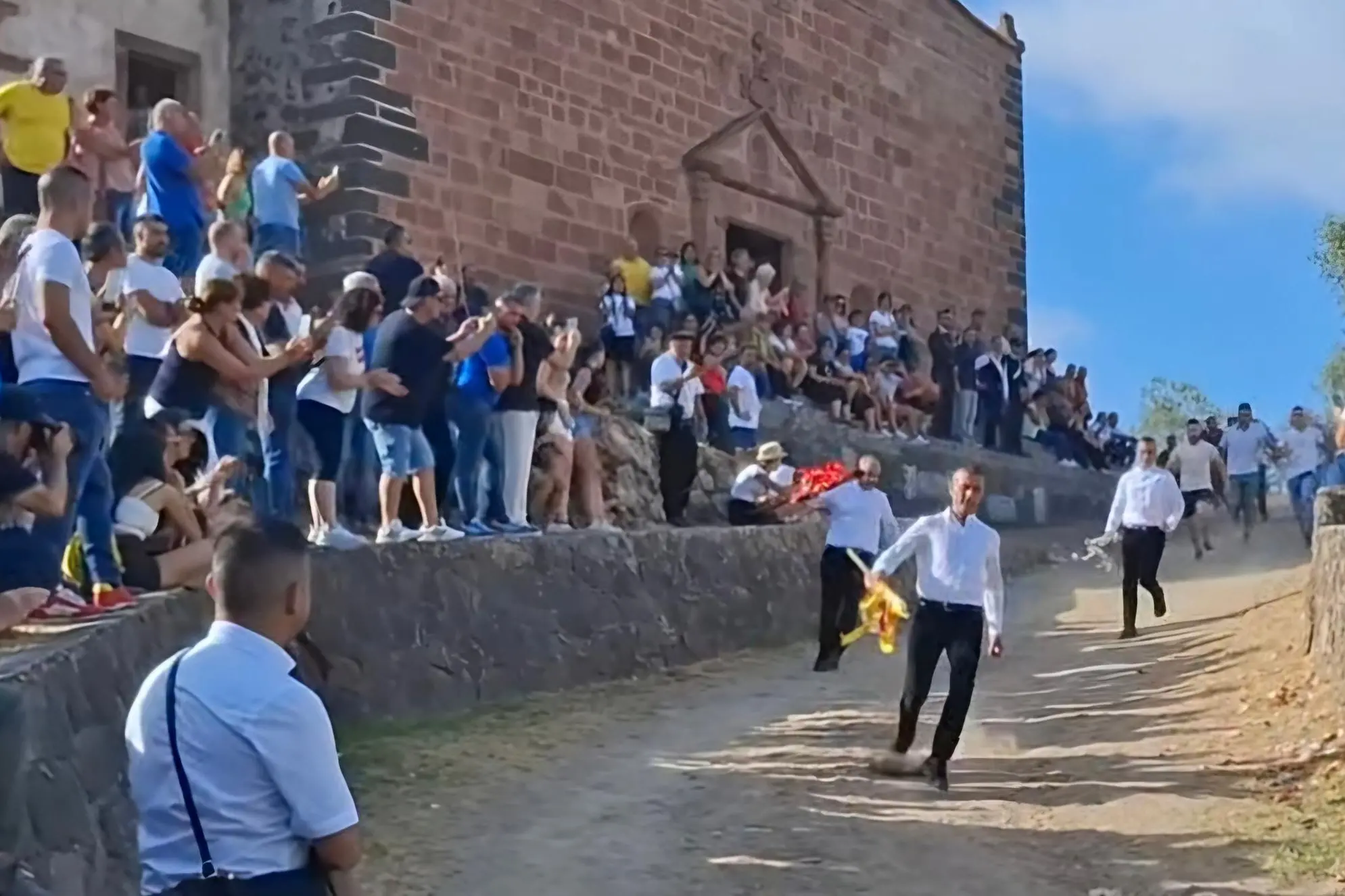 Una fase dell'Ardia a piedi di oggi (foto Corrias)