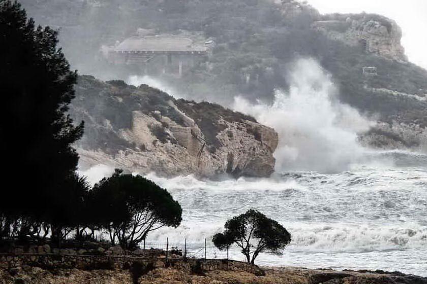 Sardegna, weekend di maltempo Freddo, piogge e forti venti