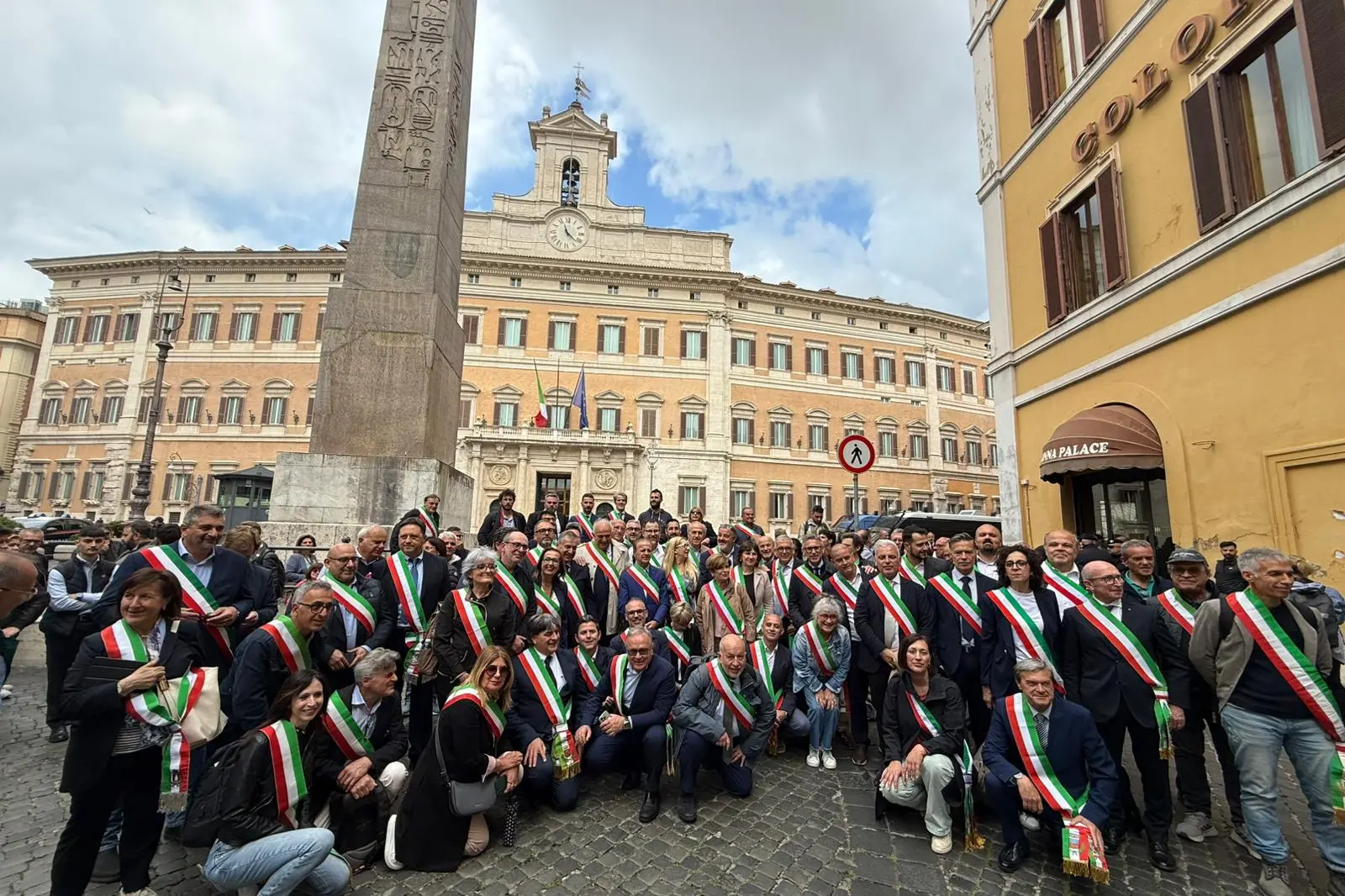 Gianni Tatti e gli altri sindaci presenti a Roma (foto concessa)