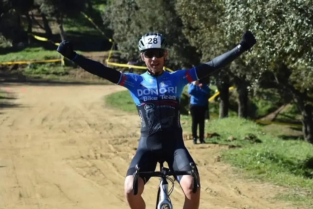 Cristian Melis, 45 anni, corridore della Donori Bike Team (foto concessa)