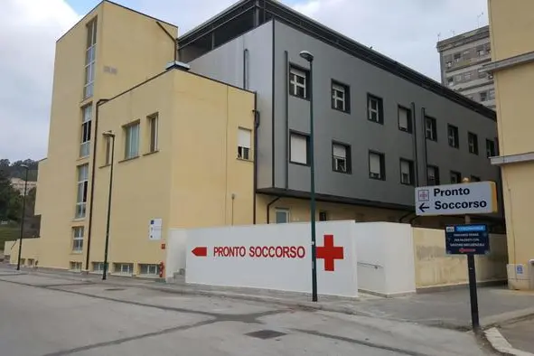 Il pronto soccorso dell'ospedale Sant'Elia a Caltanissetta (Ansa)