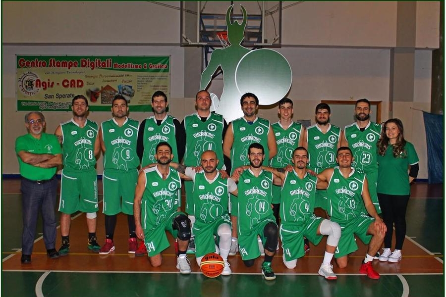 La squadra del Basket San Sperate che ha vinto l'edizione 2020/2021 del campionato di Promozione (foto Pala)