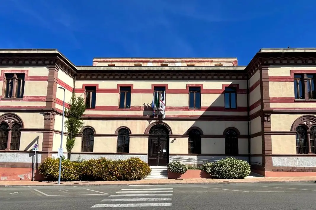Il municipio di Bosa
