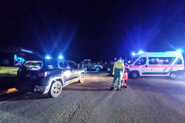 Scontro frontale nella rotonda sulla Provinciale 2 (Angelo Cucca)