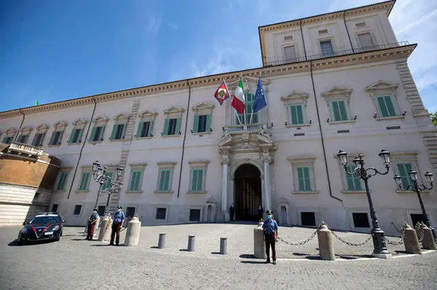 L'esterno del Quirinale (foto Ansa)