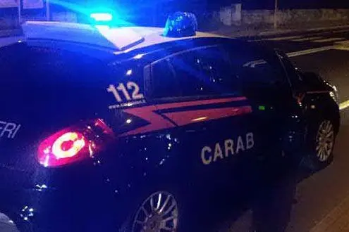 Un'auto dei carabinieri
